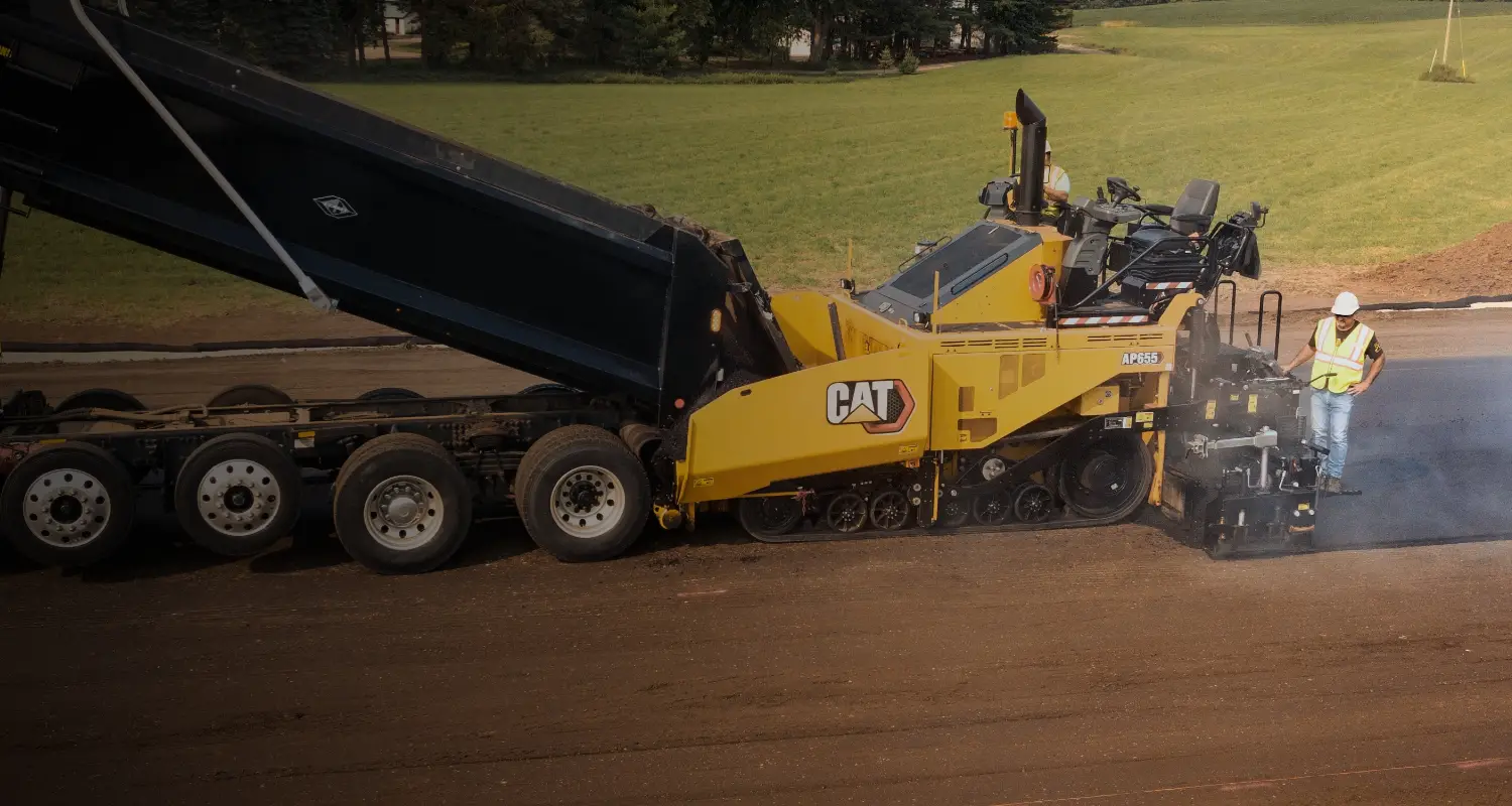 Cat-Asphalt-Pavers