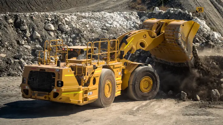 Underground-Mining-Loaders-and-Trucks-In-Action
