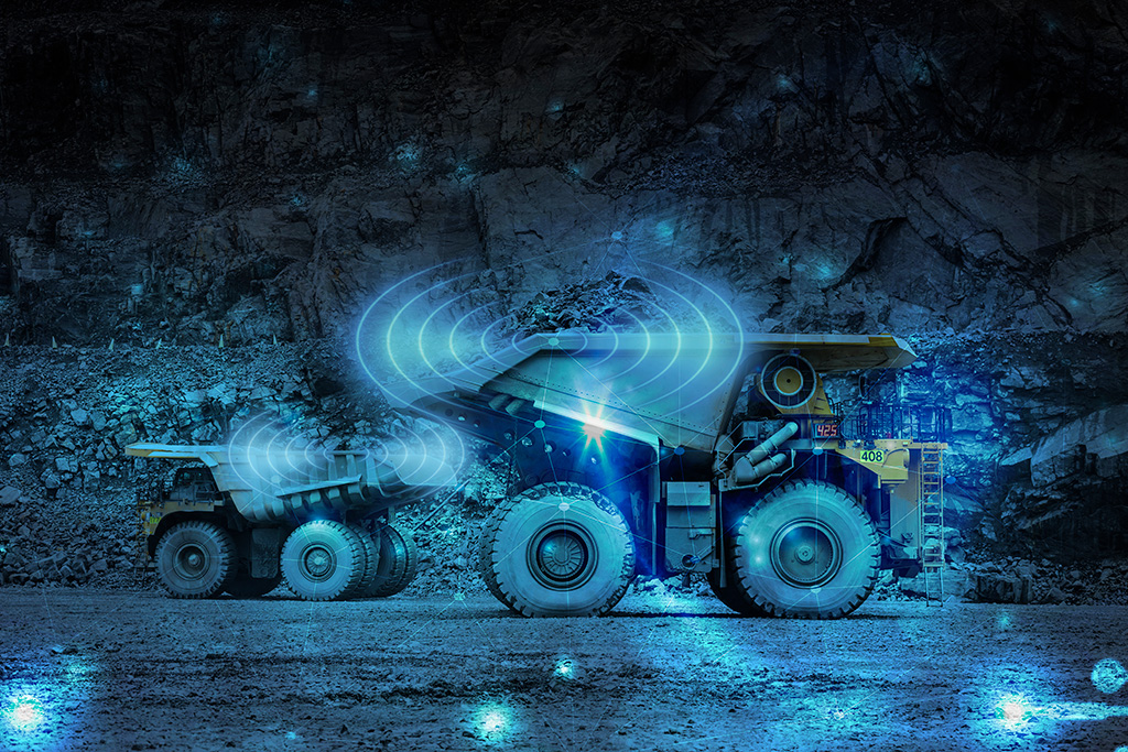 safety-minestar-detect-md_toromont_detourlake-217 Cat large truck